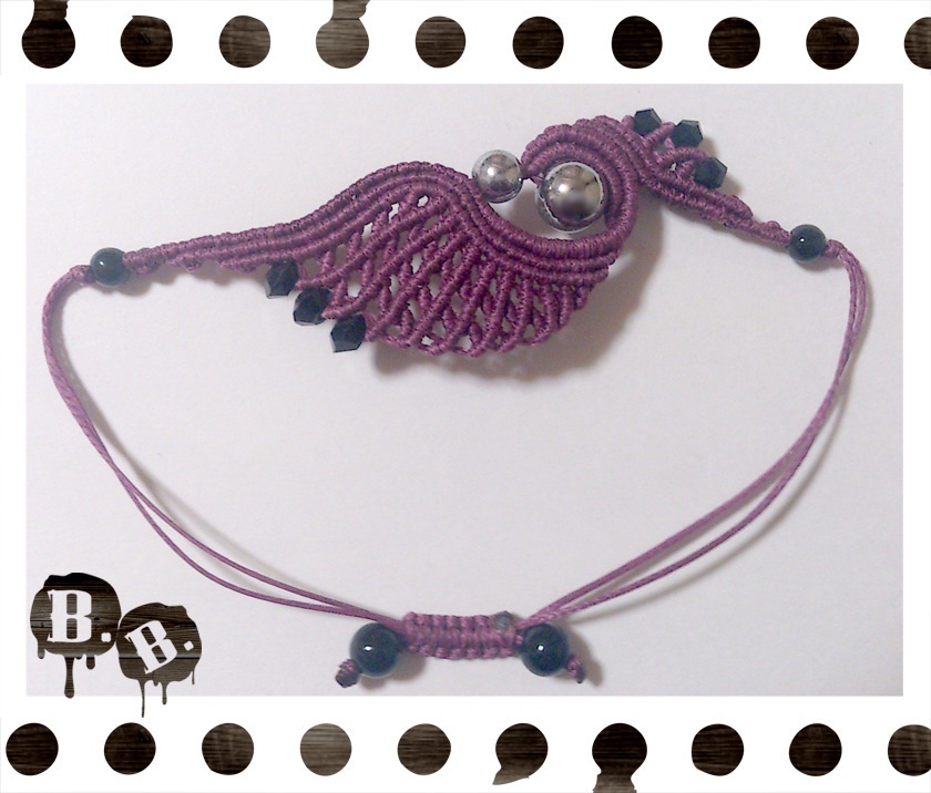 渦翼のブレスレット【ヘマタイトシルバー】【パープルコード】【ハンドメイドアクセサリー】