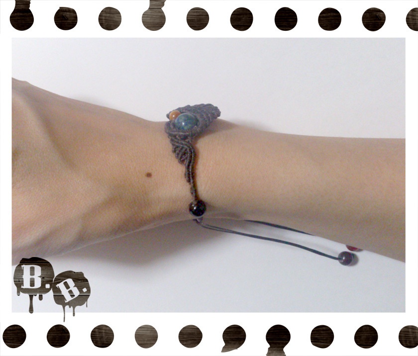 渦翼のブレスレット【クリソコラ】【ブラウンコード】【ハンドメイドアクセサリー】