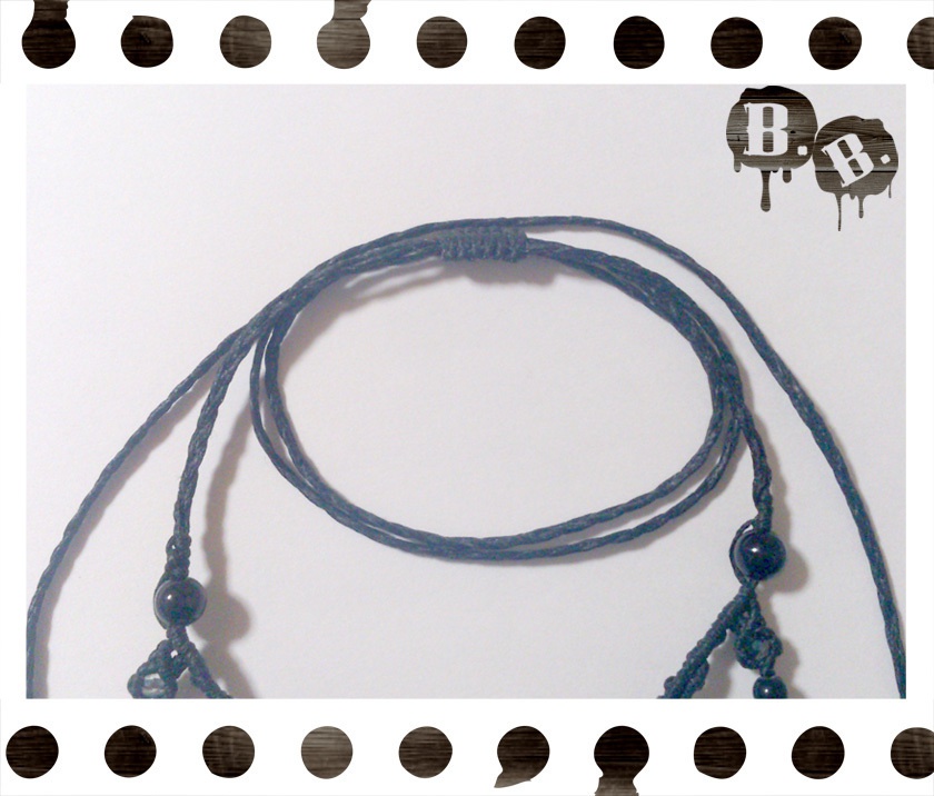 渦翼のネックレス【ラブラドライト】【ブラックコード】【ハンドメイドアクセサリー】