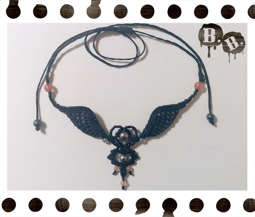 ハートと翼のネックレス【ヘマタイトシルバー】【ブラックコード】【ハンドメイドアクセサリー】