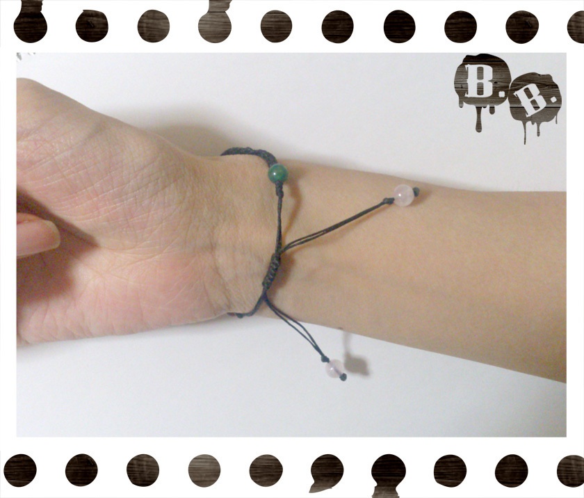 渦翼のブレスレット【キャッツアイ】【ブラックコード】【ハンドメイドアクセサリー】