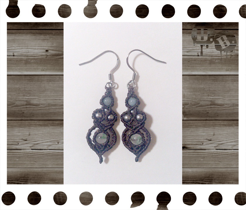 クローバー・フォレストのブレスレット・ピアスセット【クリソコラ】【ブラウンコード】【ハンドメイドアクセサリー】