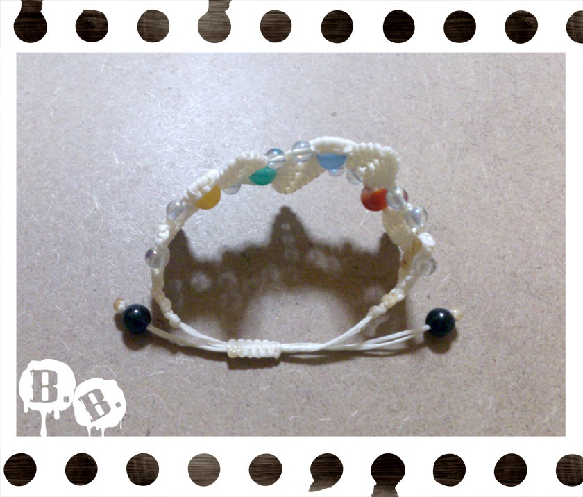 ブレスレット【ミックスアゲート】【ナチュラルホワイトコード】【ハンドメイドアクセサリー】