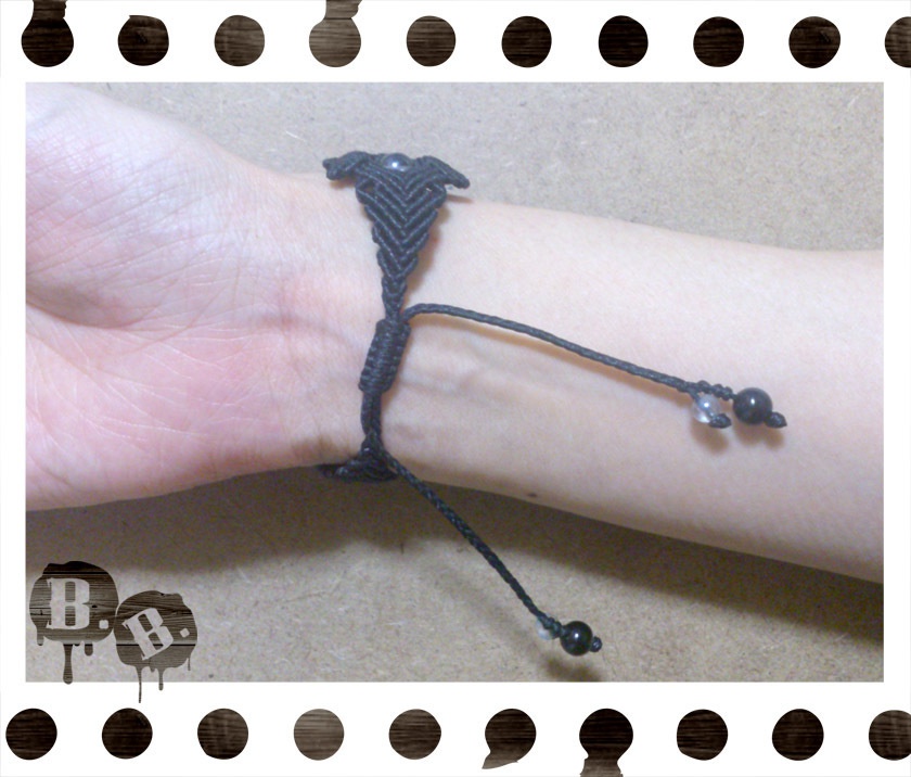 【クローバー・ブルーレース】ブレスレット・ピアスセット【ブルーレースアゲート】【ブラックコード】【ハンドメイドアクセサリー】