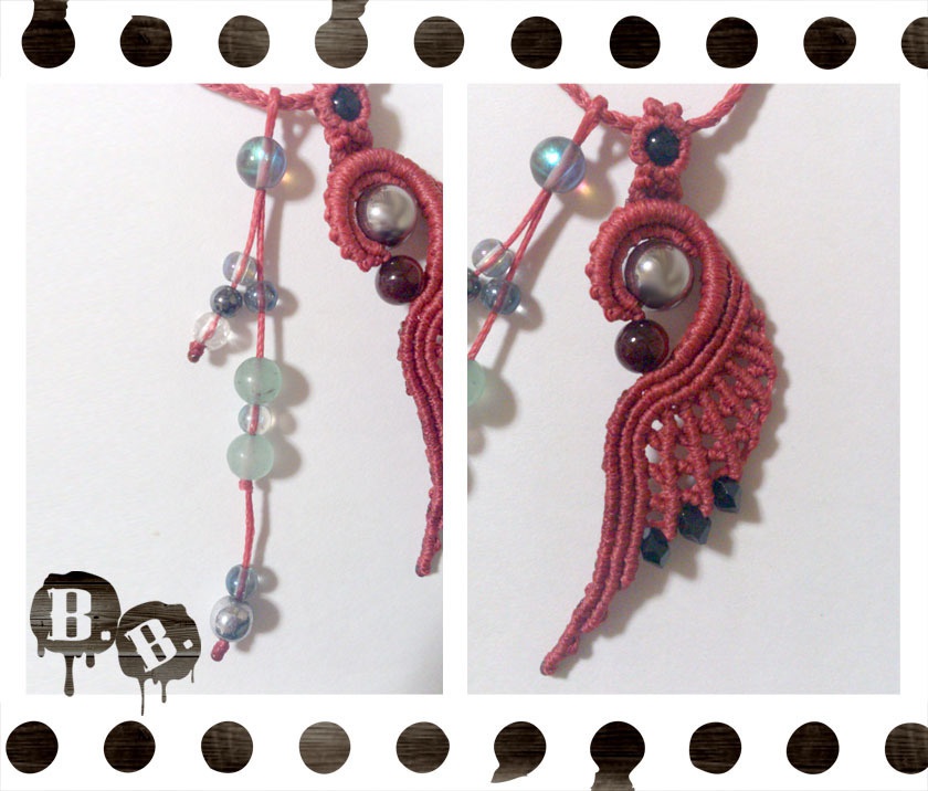 渦翼のペンダントネックレス【ヘマタイトシルバー】【レッドコード】【ハンドメイドアクセサリー】