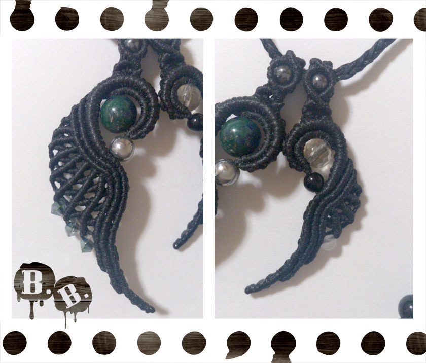 渦翼の二連ペンダントネックレス【クリソコラ(パイライトイン)】【ブラックコード】【ハンドメイドアクセサリー】