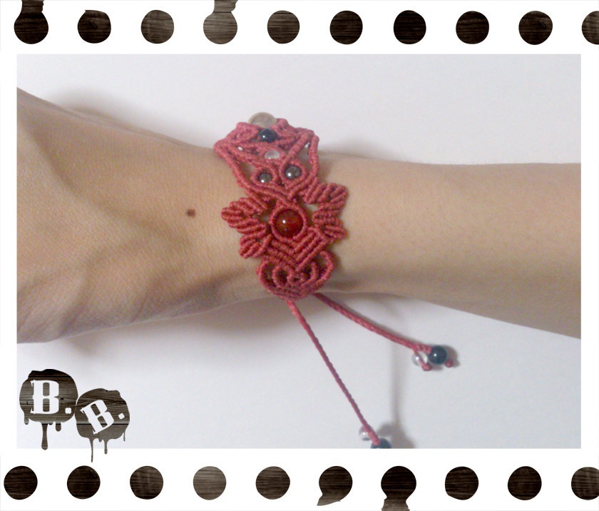 【クローバー・サンセット】ブレスレット・ピアスセット【カーネリアンオーラ】【レッドコード】【ハンドメイドアクセサリー】