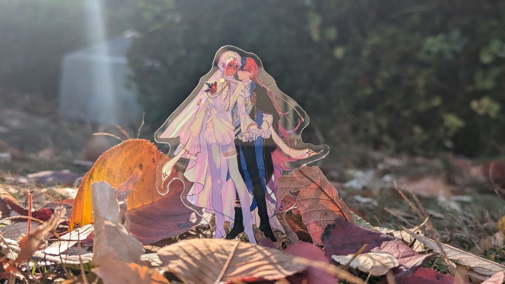 ルカミヤウェディングアクスタ（小説&イラスト本付き）