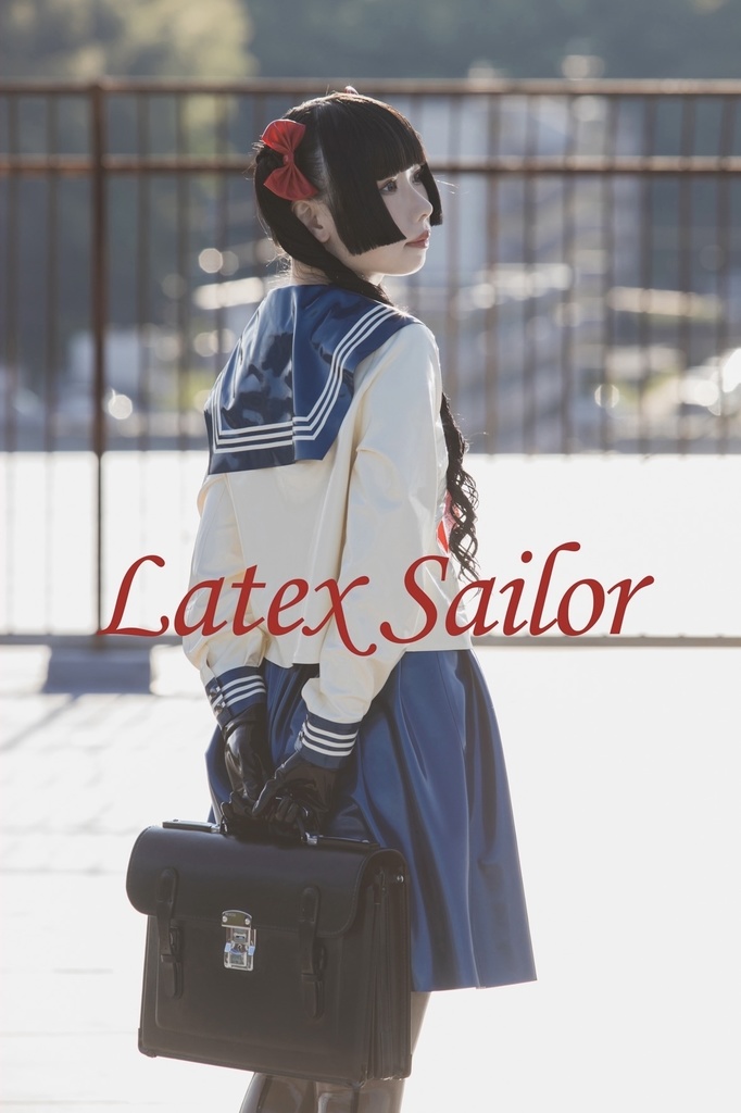 「Latex Sailor」写真集