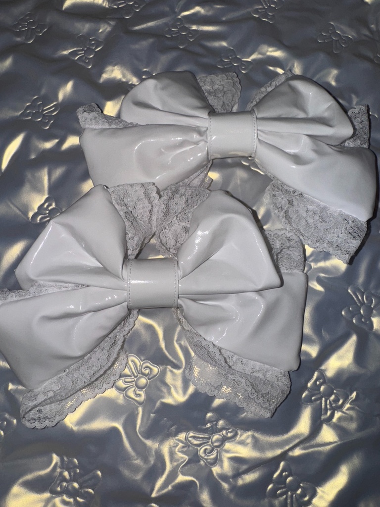 天使のエナメルレースリボンクリップ(短めレースver)