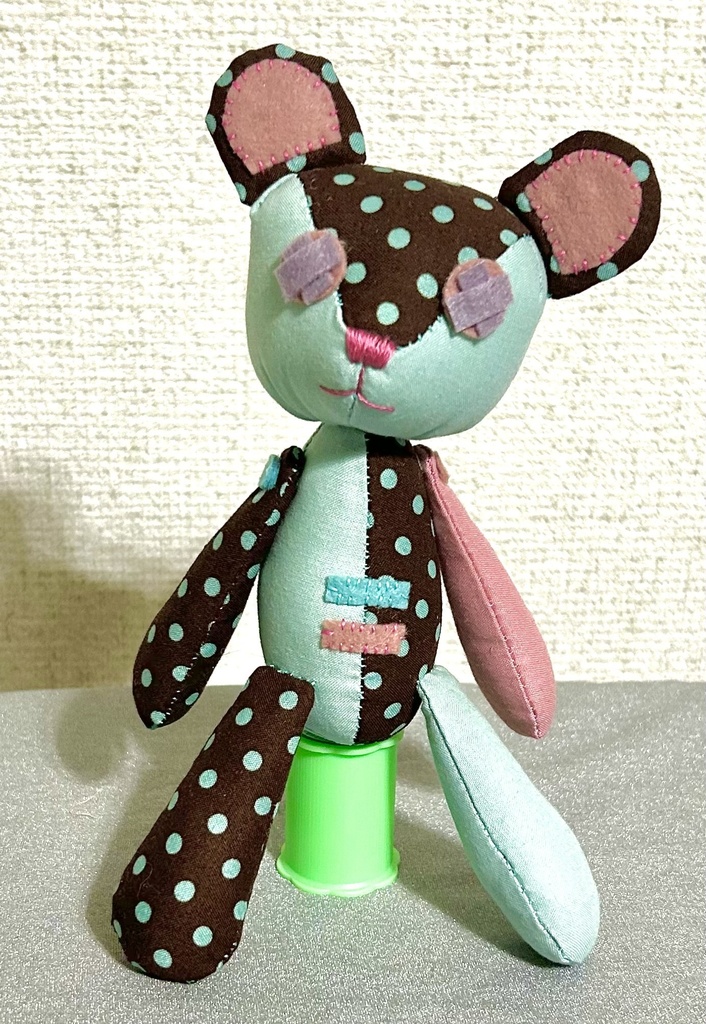 【受注販売】コミッショナーのお帽子に乗っているくまのぬいぐるみ【コまぬい】