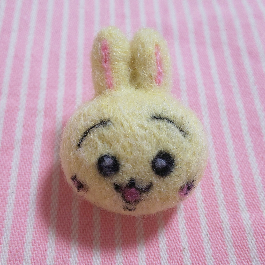 はんどめいどブローチ◆うさぎっぽい