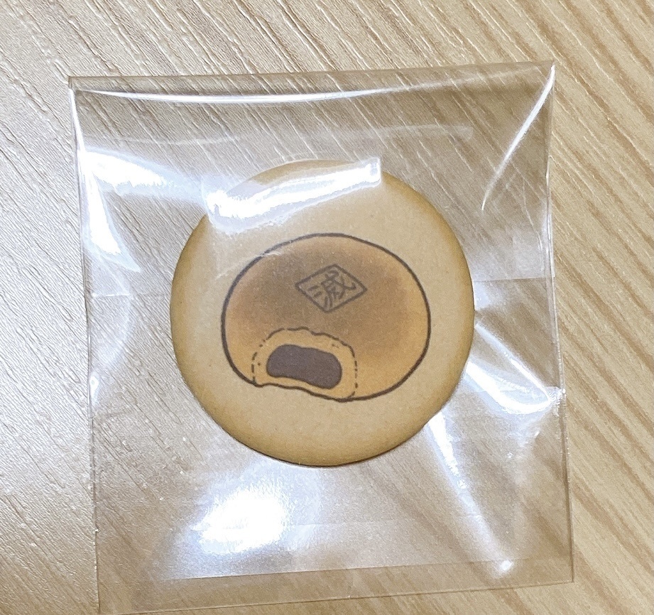 三色団子缶バッジ単品　饅頭