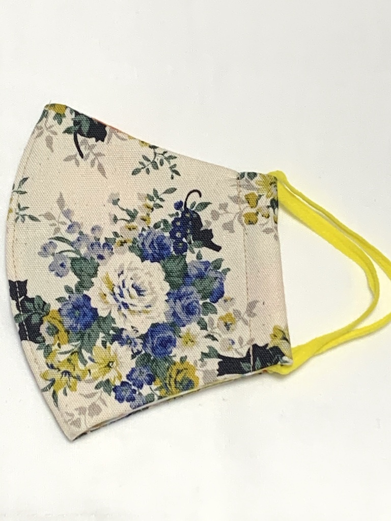 青と黄色のお花と黒猫の大人サイズ立体マスク