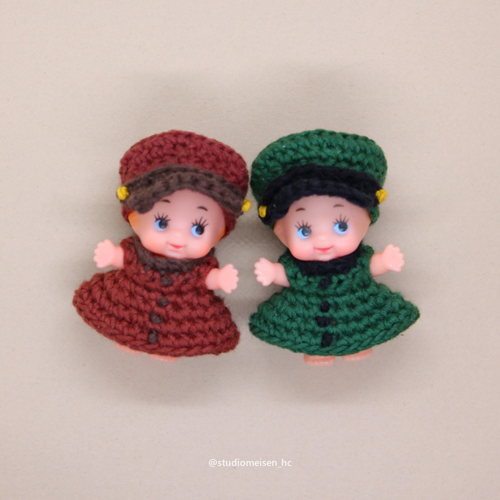 大きめ帽子のレトロワンピースキューピー