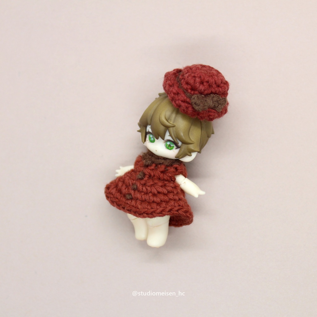 〔お洋服のみ〕小さめ帽子のレトロワンピース