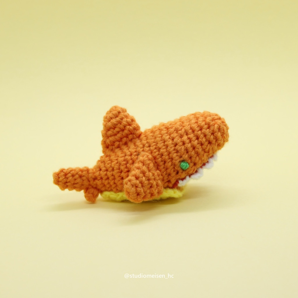 〔お洋服のみ〕サメねぶくろ