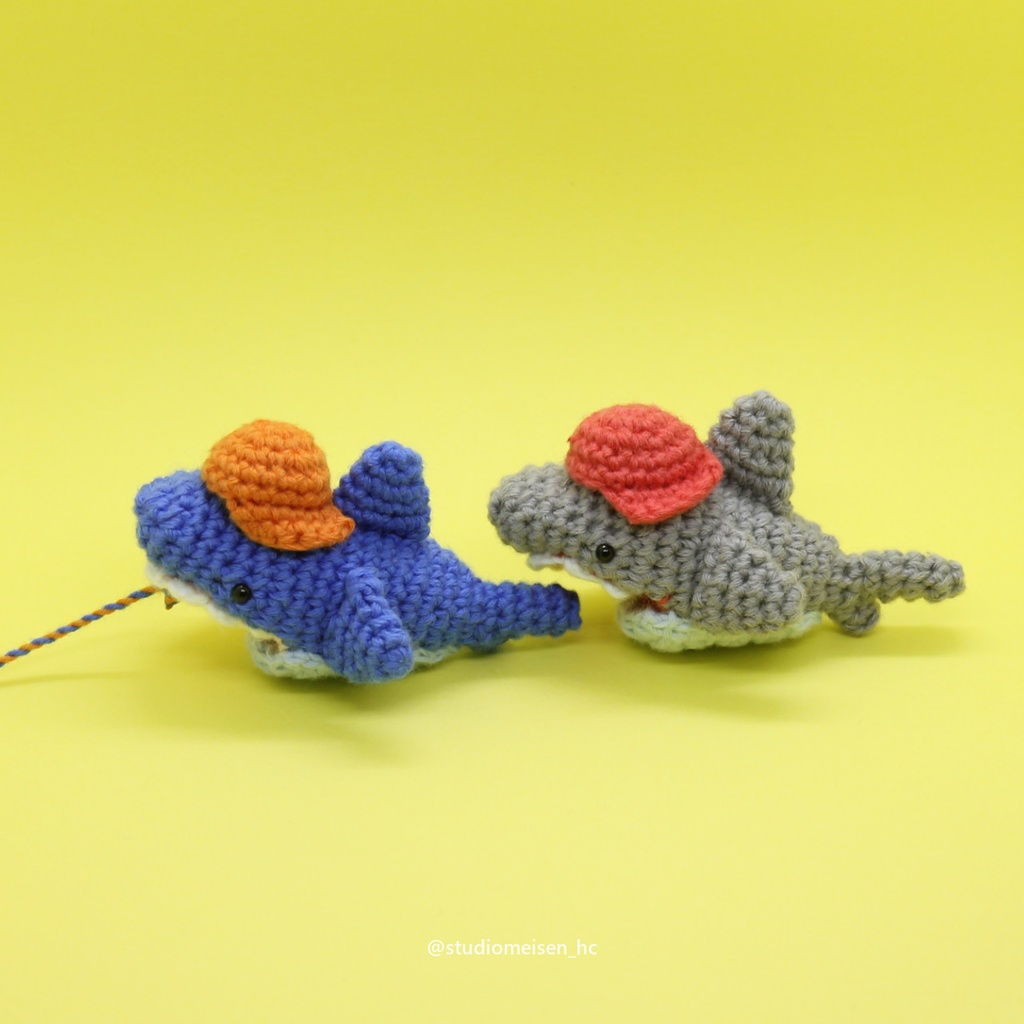 〔お洋服のみ〕サメねぶくろ