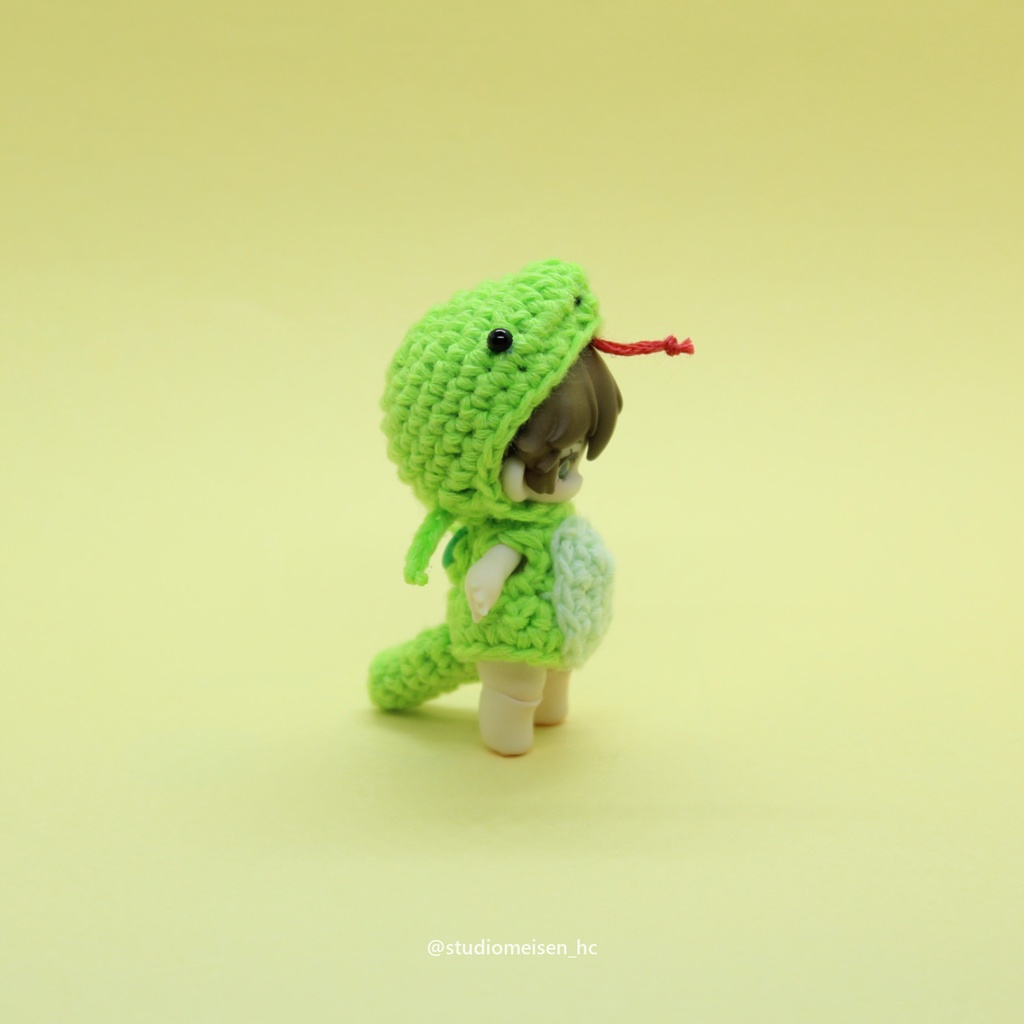 〔お洋服のみ〕へび