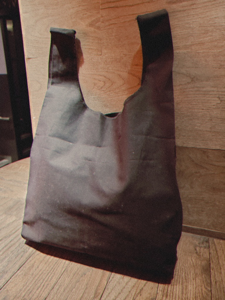 『Beautiful Meteorite Fall』プリントマルシェバッグ