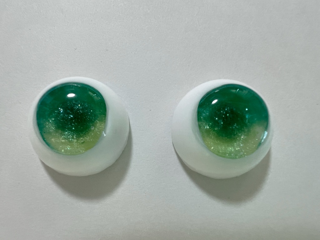 14mmレジンアイ 緑⑦ 瞳孔縦長タイプ B品