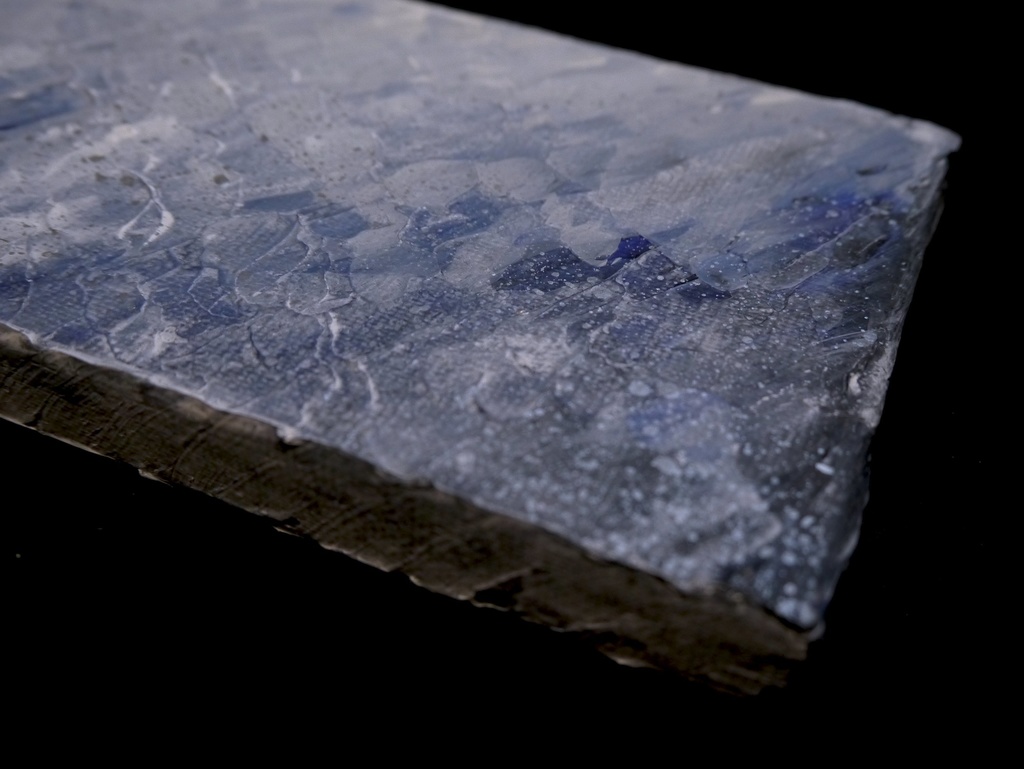 「夜の明けない街」