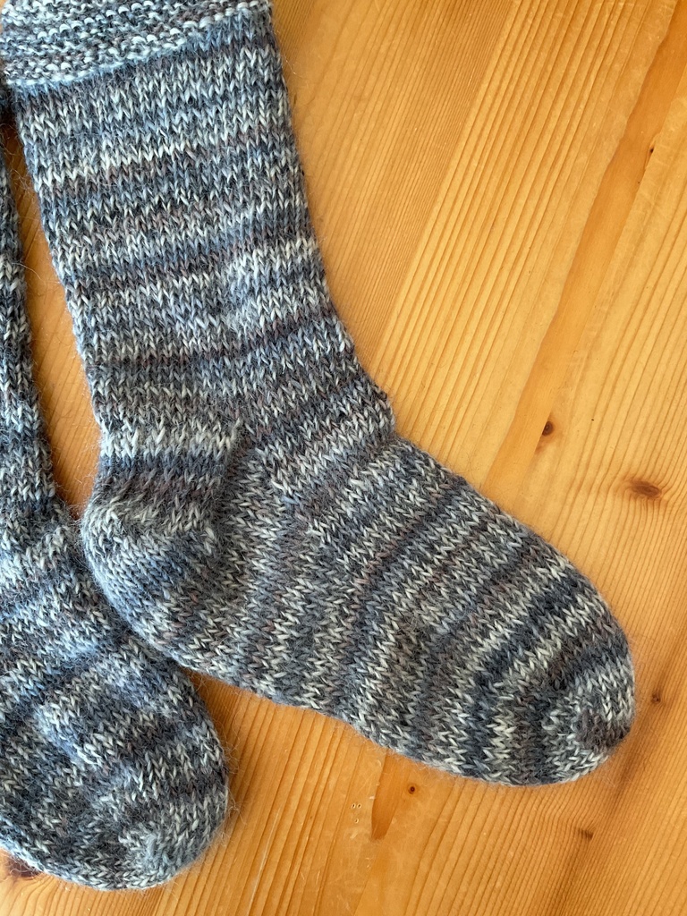 *ハンドメイド* 毛糸のくつした