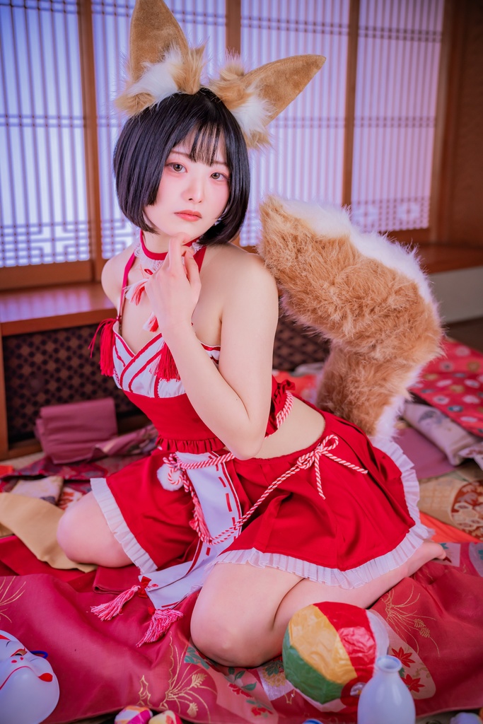 C104写真集/お狐様はわからせたい