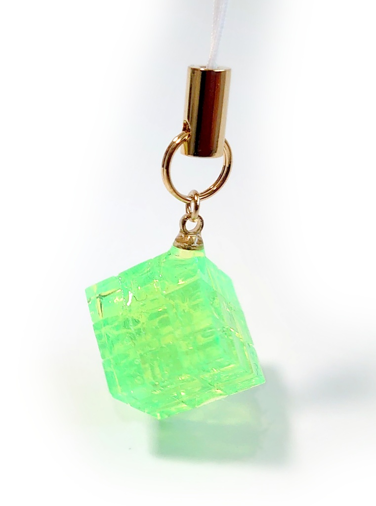 アリナキューブ ストラップ