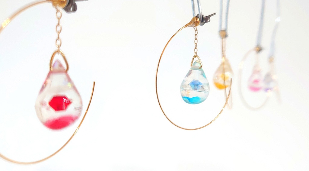 ソウルジェム 虹色しずく ピアス・イヤリング
