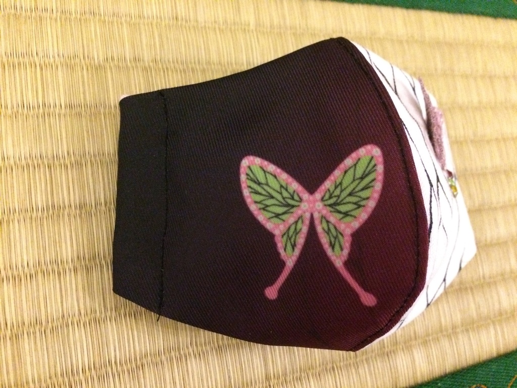 ノーズワイヤー入◆ハンドメイド◆オリジナルマスク◆和柄 蝶柄 鬼滅の刃 胡蝶 カナエ きめつ こちょう かなえ