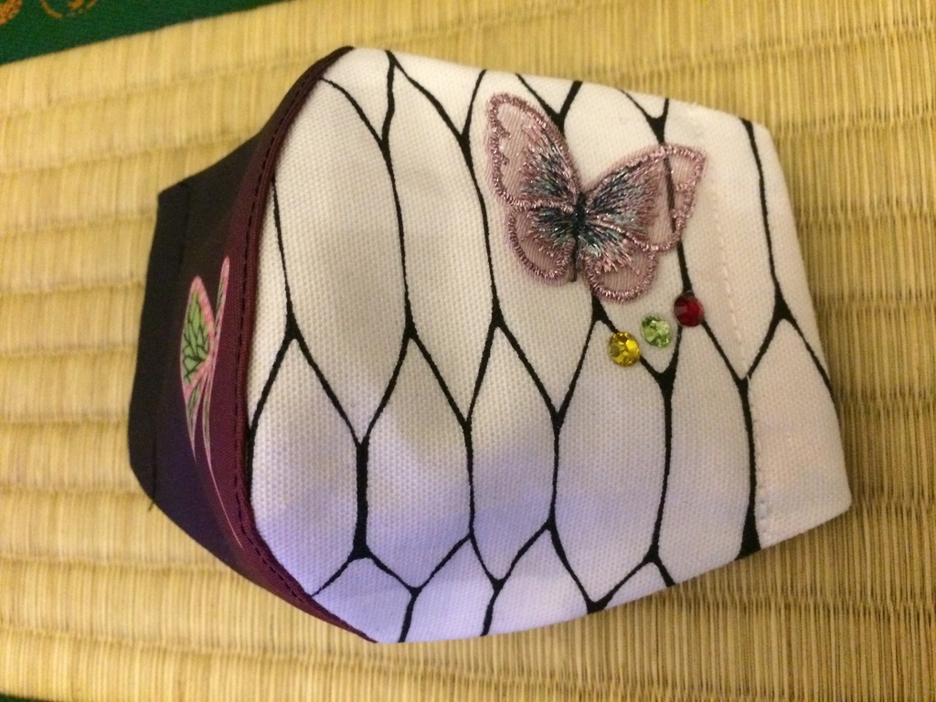 ノーズワイヤー入◆ハンドメイド◆オリジナルマスク◆和柄 蝶柄 鬼滅の刃 胡蝶 カナエ きめつ こちょう かなえ