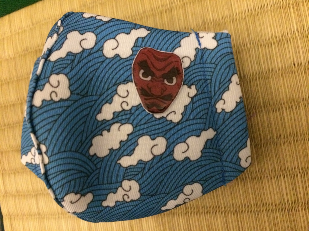 ノーズワイヤー入◆ハンドメイド◆オリジナルマスク◆和柄 鬼滅の刃 鱗滝 左近次 天狗 厄除の面 きめつ うろこだき さこんじ