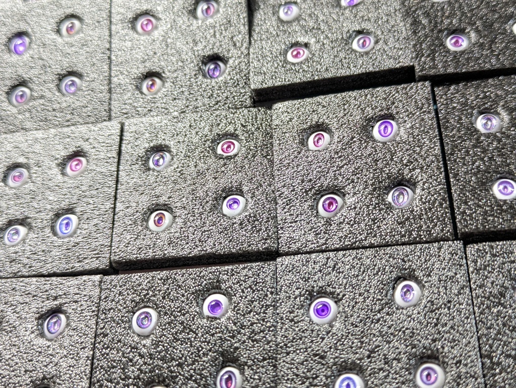 Φ5㎜ドールアイ 4粒1組のB品セット