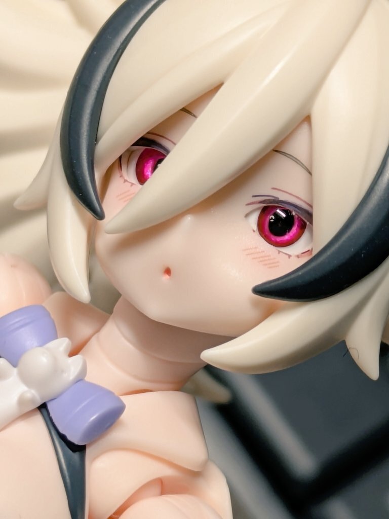Φ5mmドールアイ【手がこんだやつ 激ピンク】　2個1セット