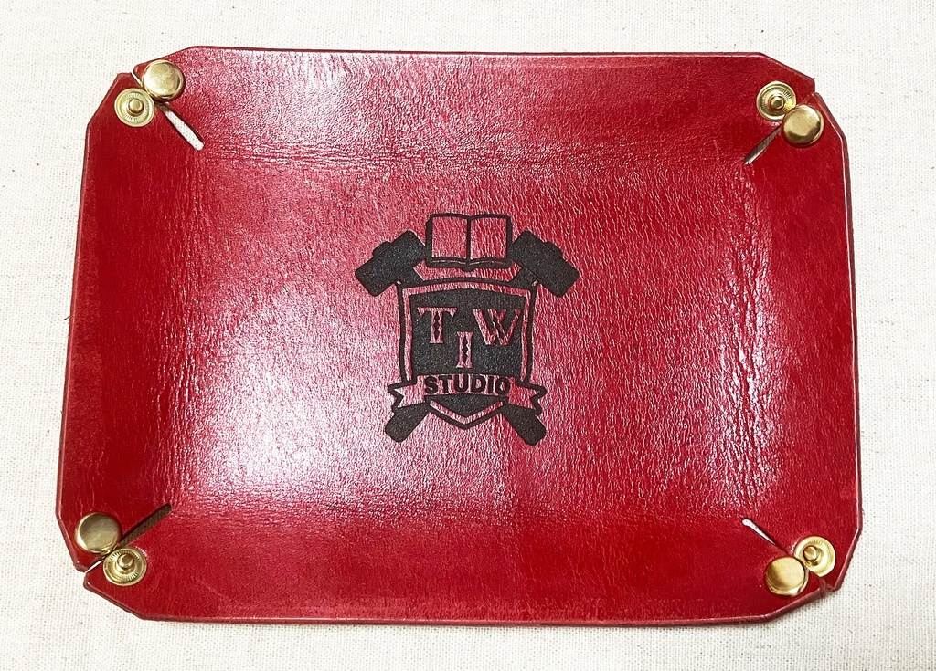 イラスト彫刻可能!本革キャッシュトレイ