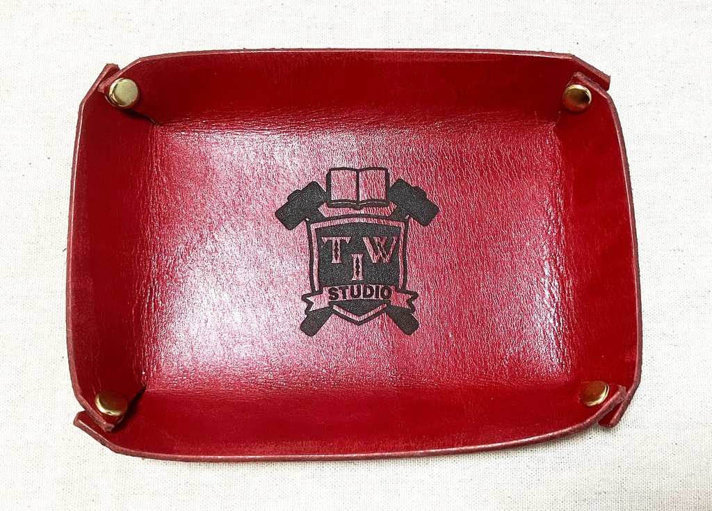 イラスト彫刻可能!本革キャッシュトレイ