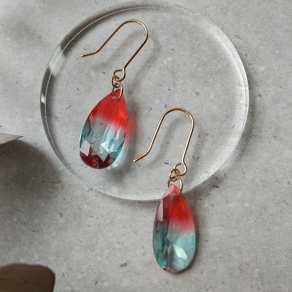 14kgf バイカラーハイドロクォーツのピアス/ブルー