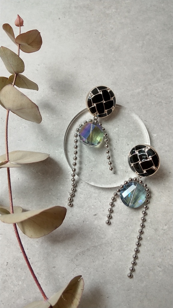 イメージピアス リベ2