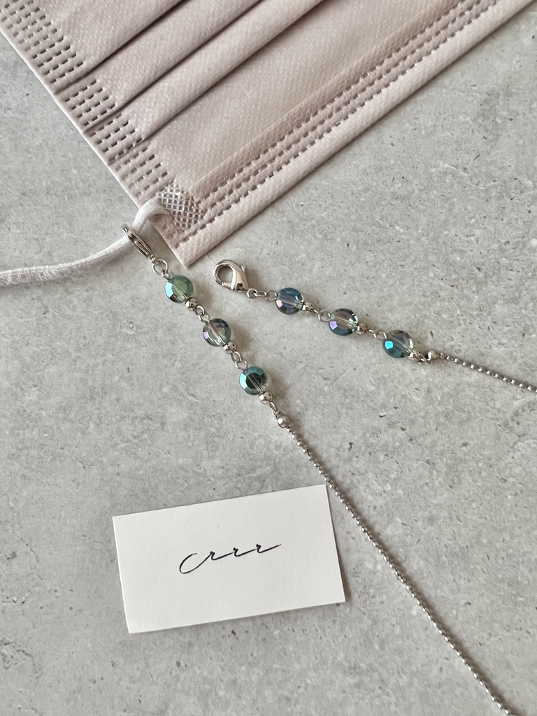 ガラスビーズのマスクチェーン