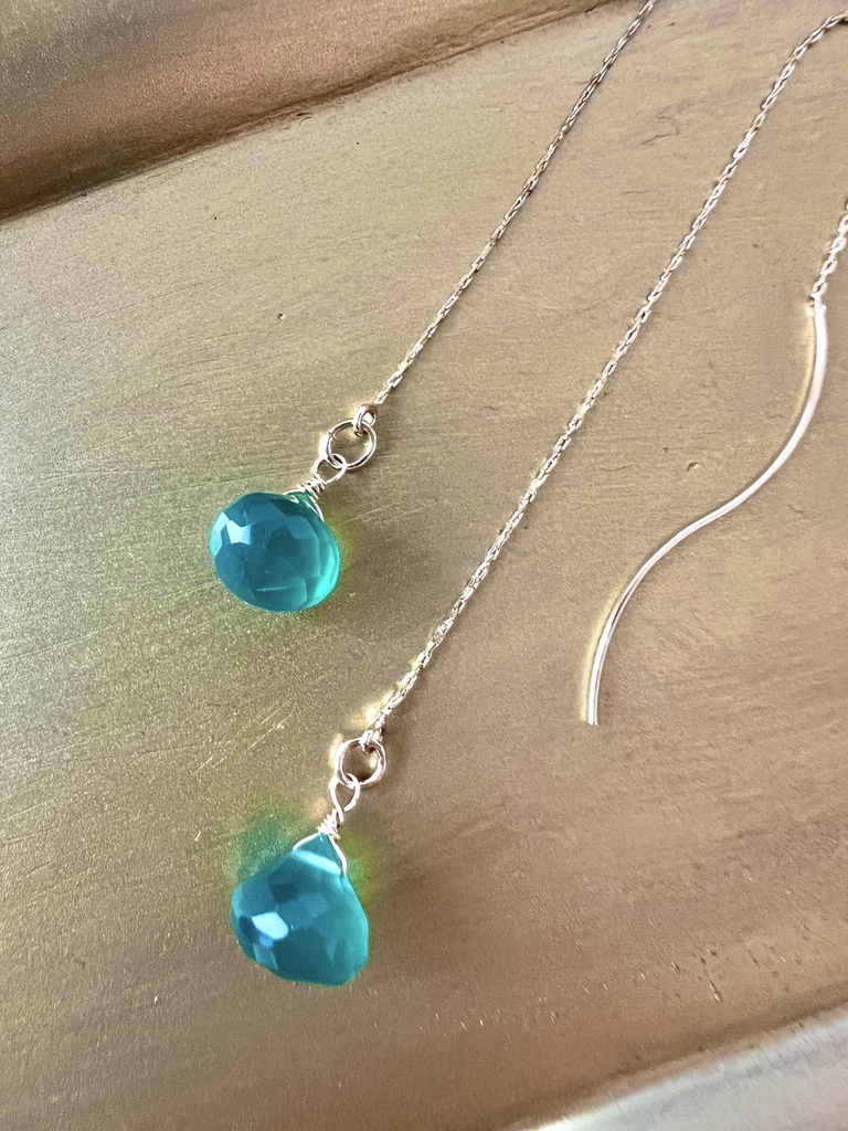 グリーンオニキスのアメリカンピアス