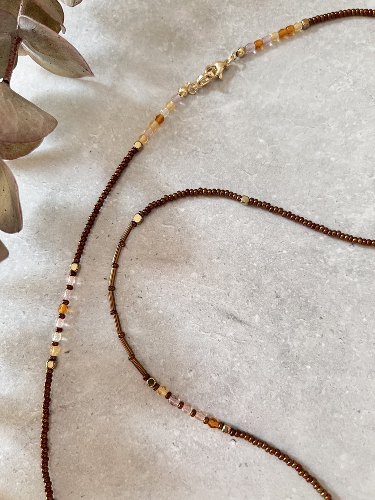 メタリックブラウンビーズのマスクストラップ