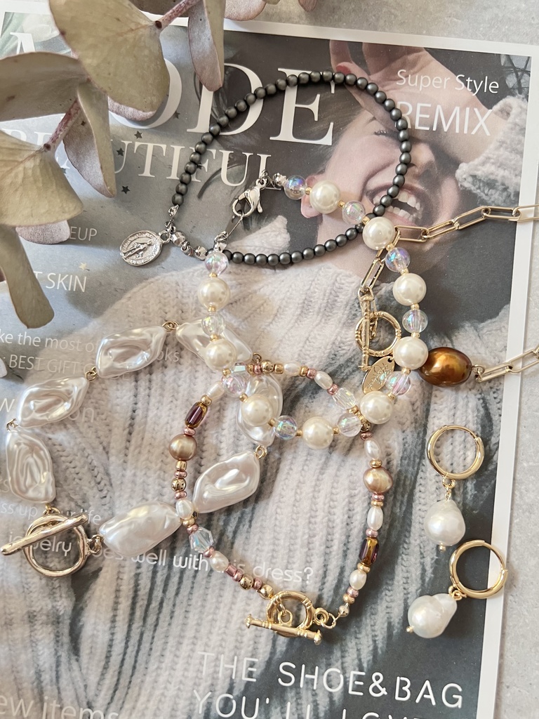 チェコパールのマグネットブレスレット