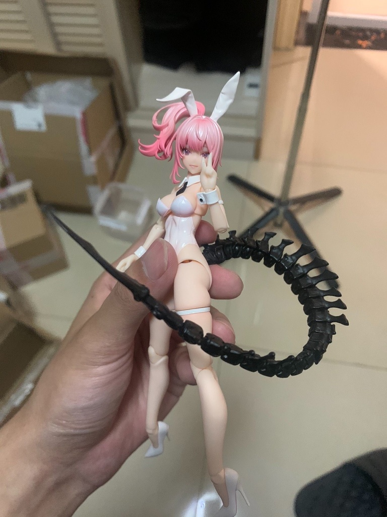 異形テールパーツ