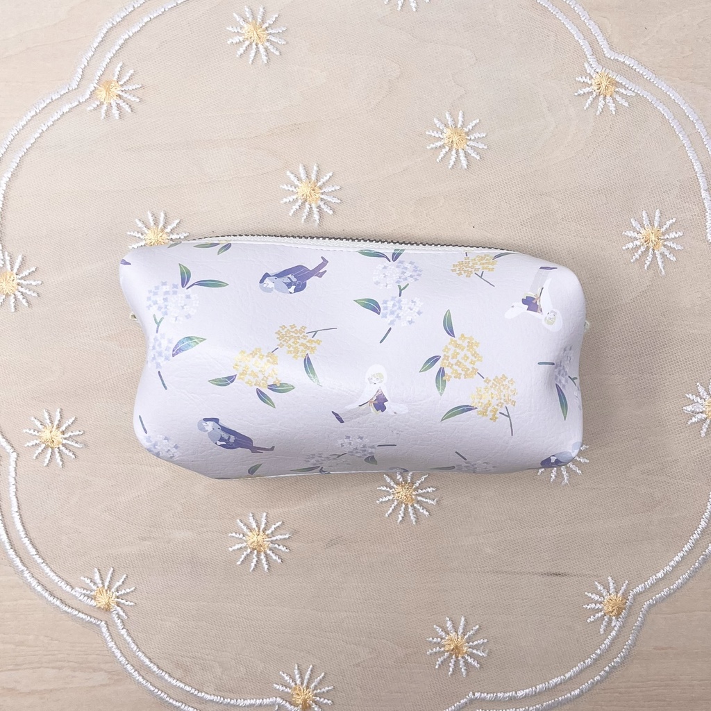 キャラメルポーチ