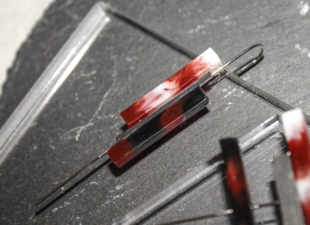 〼カラーのラップピアスB(片耳のみ)