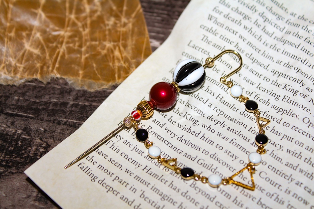 道化のイヤーラップピアス(片耳のみ)