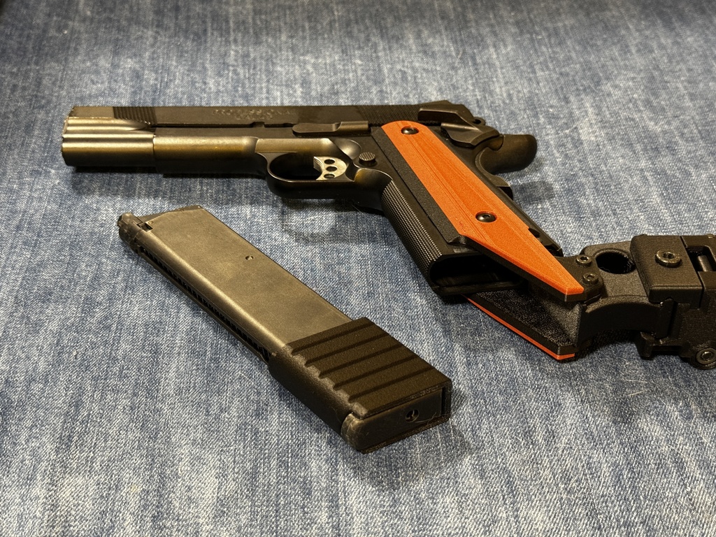 DAA製　実物1911用カーボンファイバーグリップ 新品 Amazon | GUARDER スチールグリップセーフティ for マルイ M1911