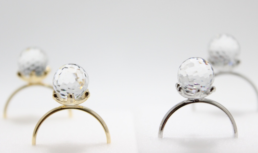 虹の欠片の指輪