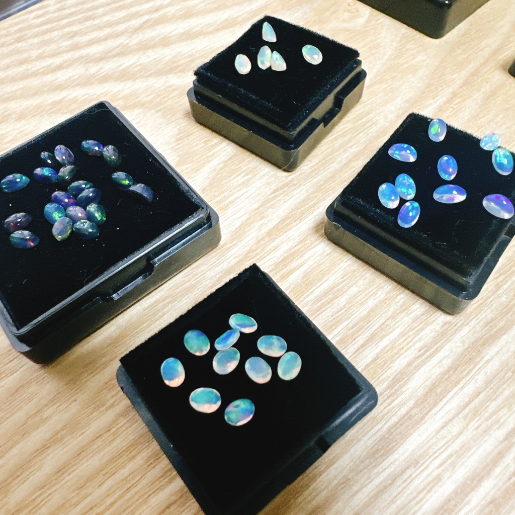 お試し！オパール＋おまけの浄化石つき